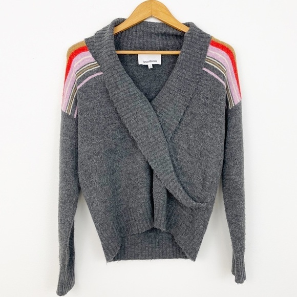 Heartloom Shayla Gray Stripe Faux Wrap Long Sleeves Soft V-Neck Sweater Small - Picture 1 of 15